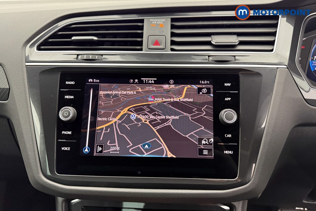 Volkswagen Tiguan R-Line Automatic Petrol SUV - Stock Number (1580776) - 9th supplementary image