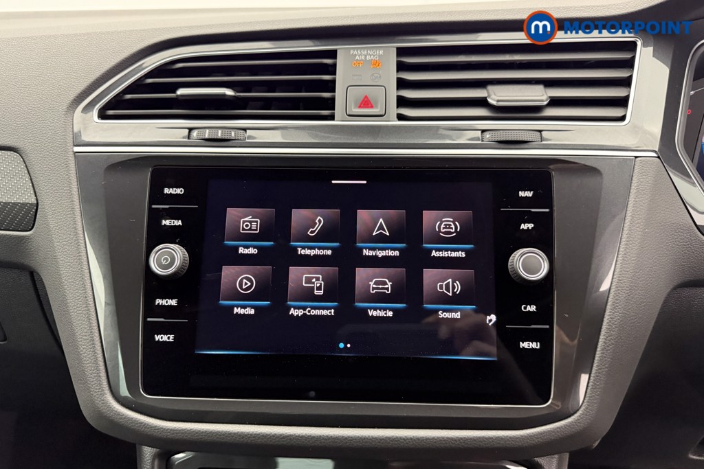 Volkswagen Tiguan R-Line Automatic Petrol SUV - Stock Number (1580776) - 11th supplementary image
