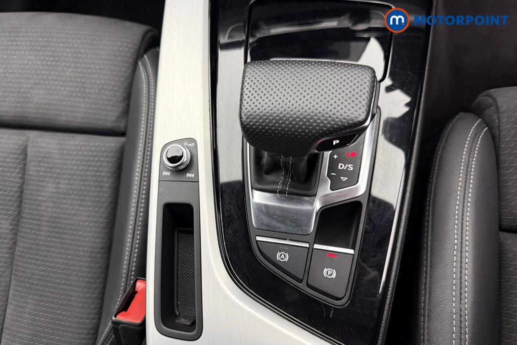 Audi A4 S Line Automatic Petrol Estate - Stock Number (1580777) - 12th supplementary image