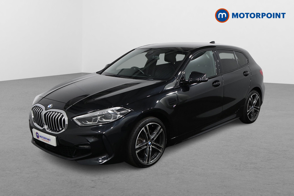 BMW 1 Series M Sport Automatic Diesel Hatchback - Stock Number (1580878) - Passenger side front corner