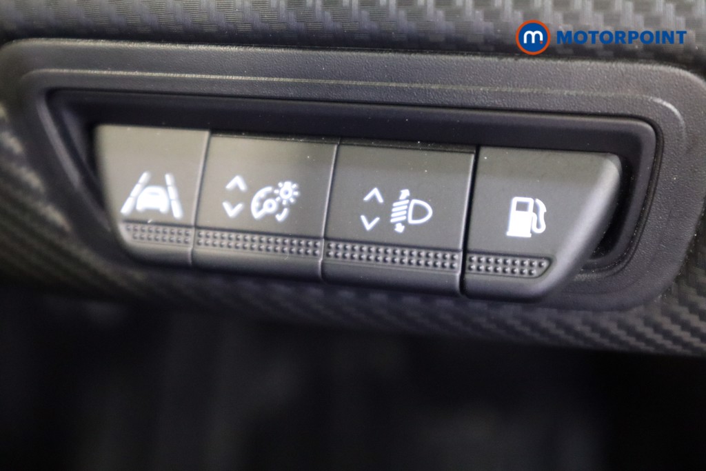 Renault Captur Engineered Automatic Petrol Plug-In Hybrid SUV - Stock Number (1580943) - 16th supplementary image