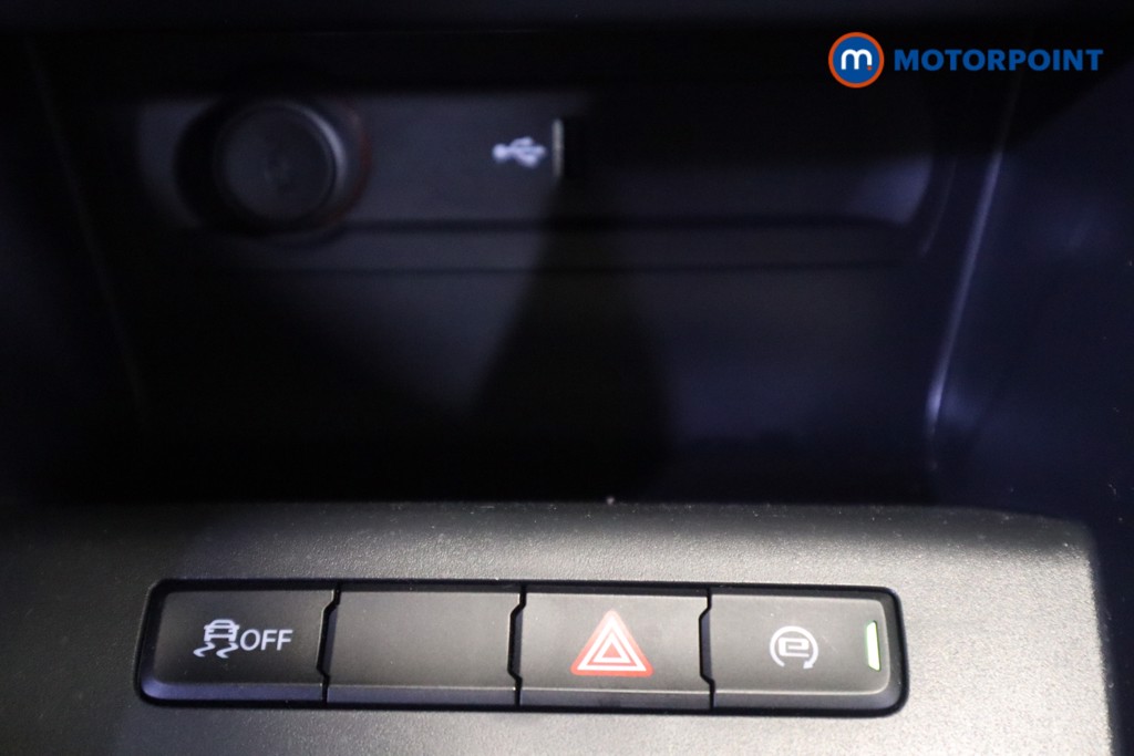 Mg Motor Uk MG3 Excite Manual Petrol Hatchback - Stock Number (1580960) - 21st supplementary image