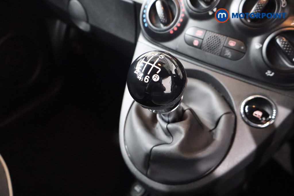 Fiat 500 Lounge Manual Petrol-Electric Hybrid Convertible - Stock Number (1581131) - 14th supplementary image
