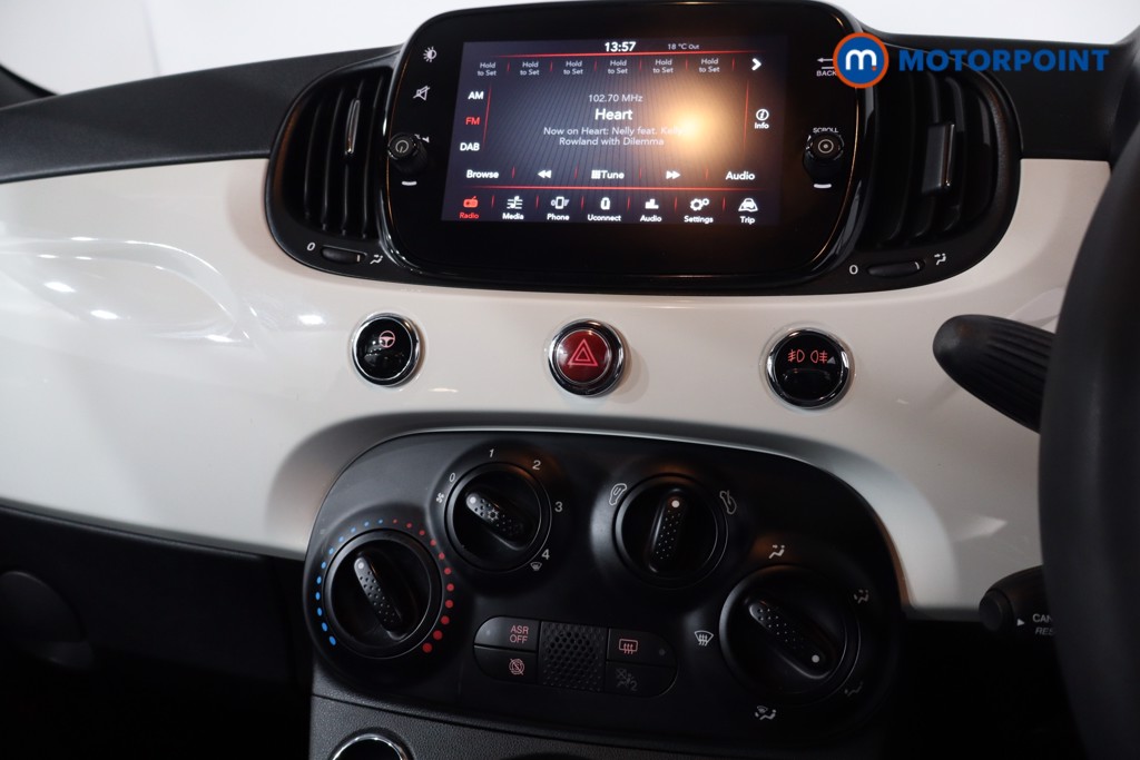 Fiat 500 Lounge Manual Petrol-Electric Hybrid Convertible - Stock Number (1581131) - 16th supplementary image