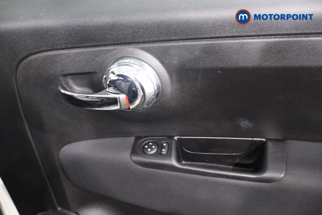 Fiat 500 Lounge Manual Petrol-Electric Hybrid Convertible - Stock Number (1581131) - 21st supplementary image