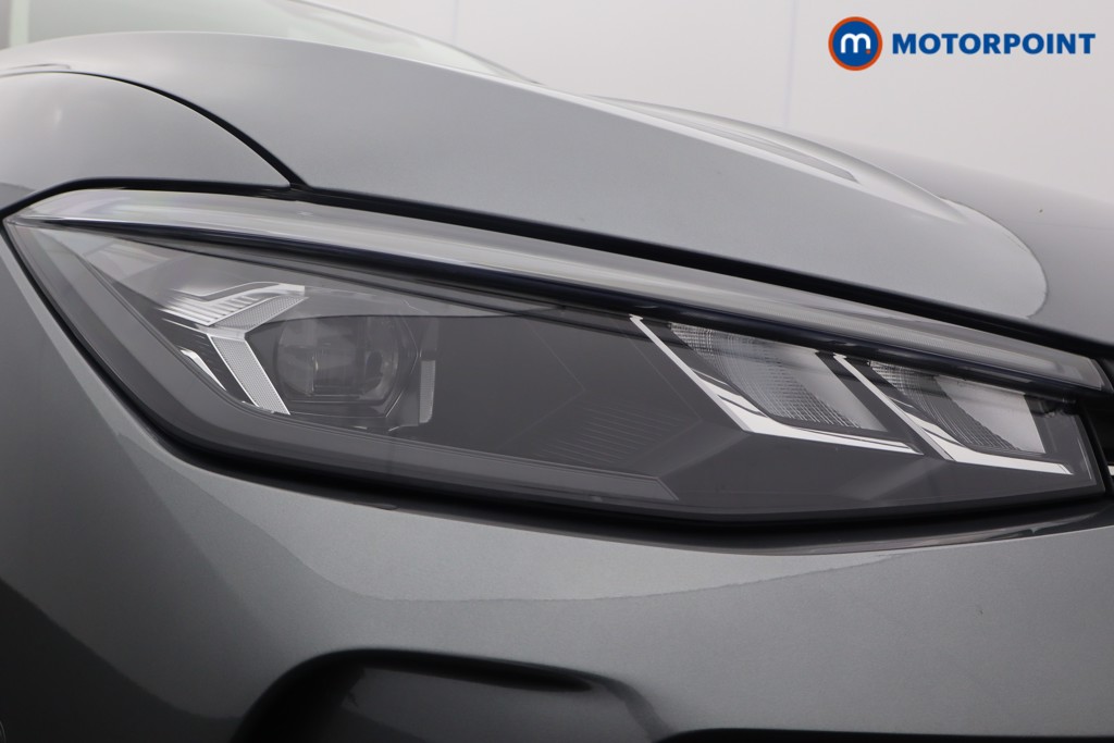 Volkswagen Passat Life Automatic Petrol Plug-In Hybrid Estate - Stock Number (1581854) - 29th supplementary image