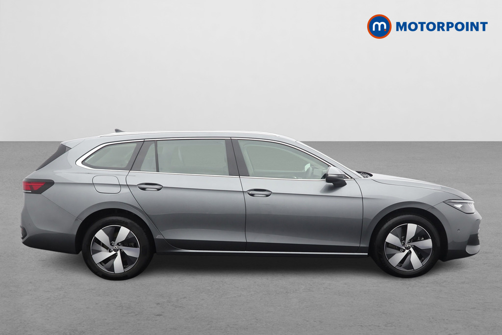 Volkswagen Passat Life Automatic Petrol Plug-In Hybrid Estate - Stock Number (1581854) - Drivers side