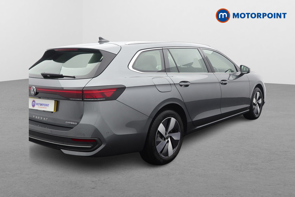 Volkswagen Passat Life Automatic Petrol Plug-In Hybrid Estate - Stock Number (1581854) - Drivers side rear corner