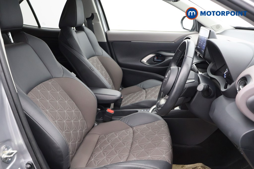 Toyota Yaris Cross Excel Automatic Petrol-Electric Hybrid Estate - Stock Number (1545375) - 11th supplementary image