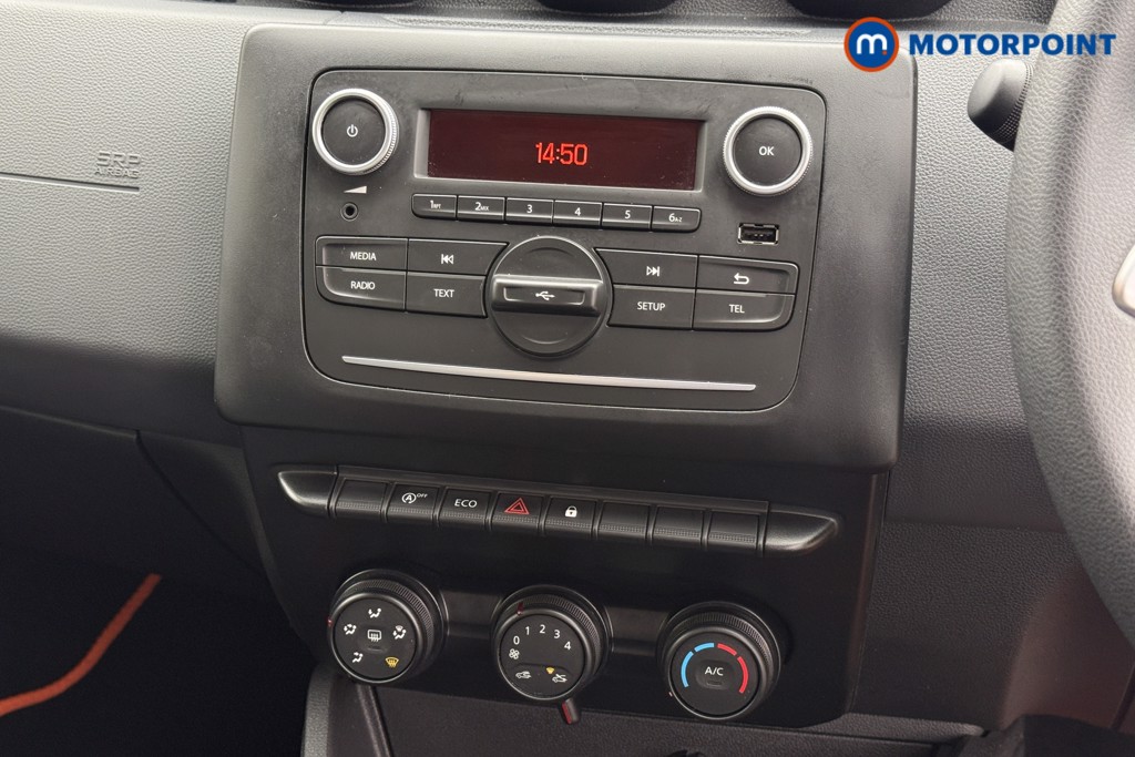 Dacia Duster Essential Manual Petrol SUV - Stock Number (1548463) - 7th supplementary image