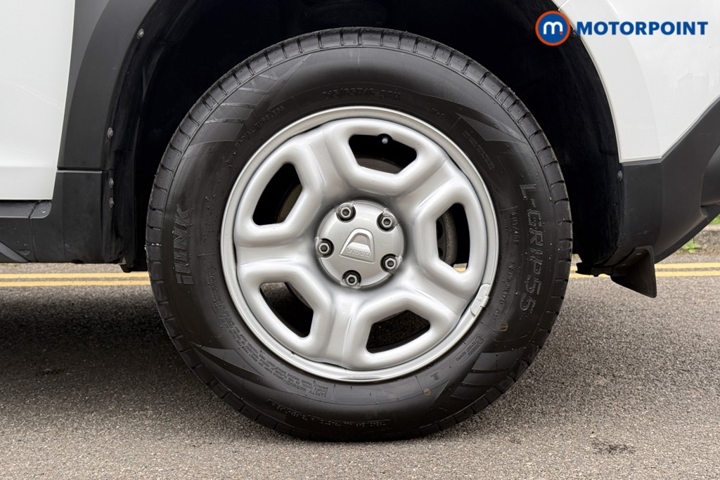 Dacia Duster Essential Manual Petrol SUV - Stock Number (1548463) - 29th supplementary image