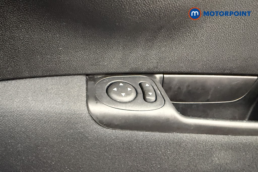 Fiat 500 1.0 Mild Hybrid 3Dr Manual Petrol-Electric Hybrid Hatchback - Stock Number (1562255) - 14th supplementary image