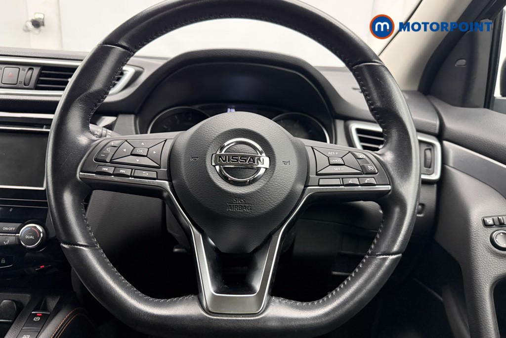 Nissan Qashqai N-Motion Manual Petrol SUV - Stock Number (1564824) - 5th supplementary image