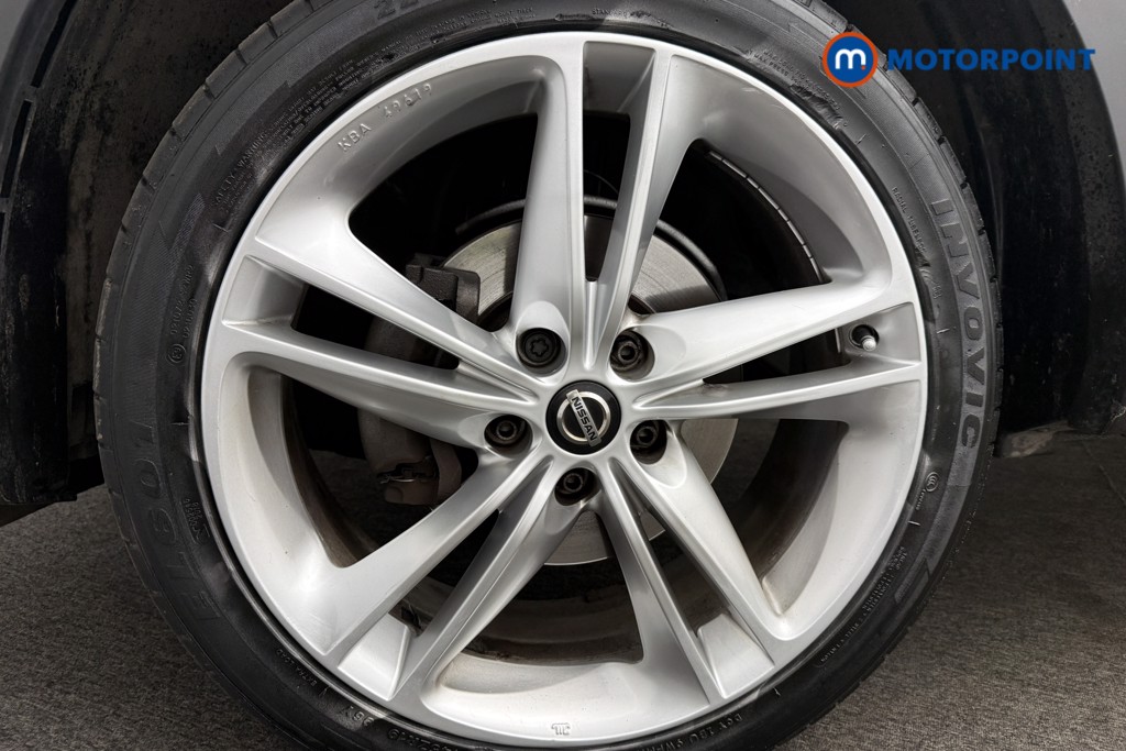 Nissan Qashqai N-Motion Manual Petrol SUV - Stock Number (1564824) - 12th supplementary image
