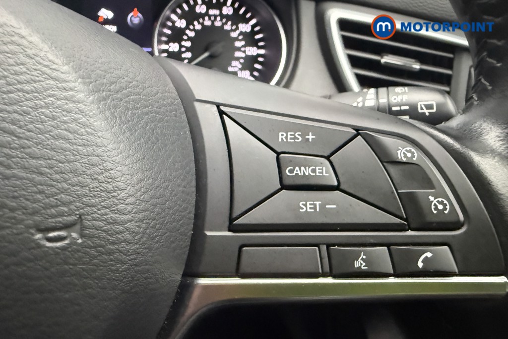Nissan Qashqai N-Motion Manual Petrol SUV - Stock Number (1564824) - 15th supplementary image