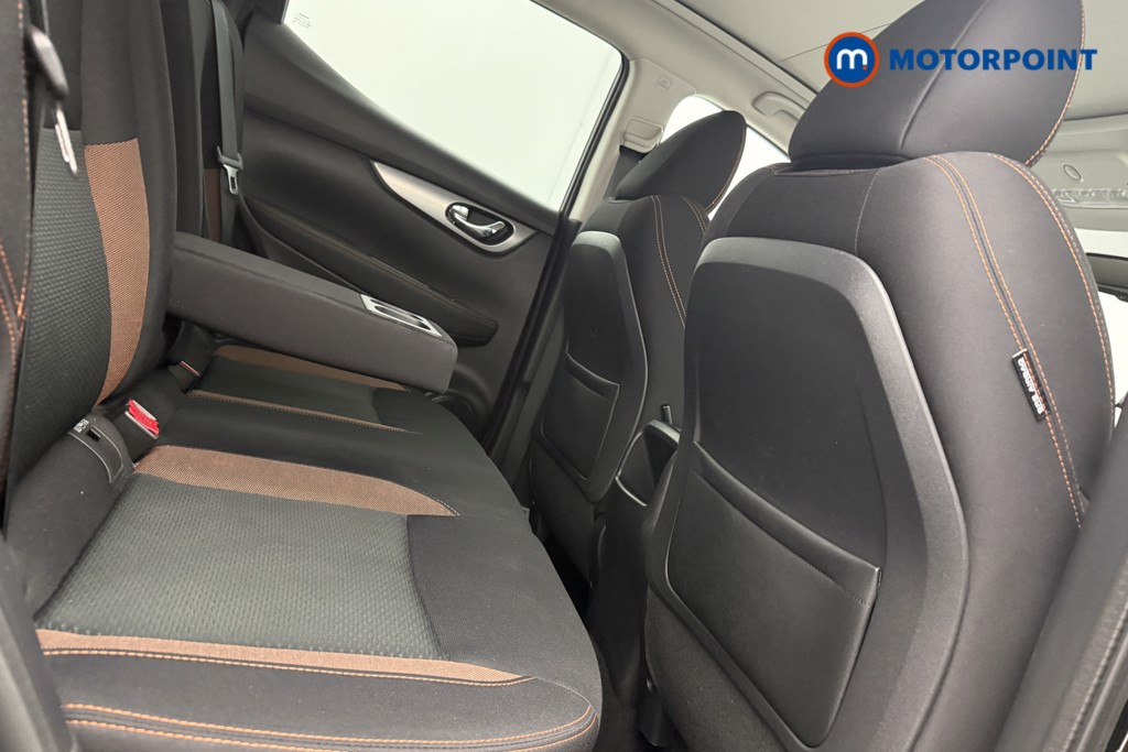 Nissan Qashqai N-Motion Manual Petrol SUV - Stock Number (1564824) - 20th supplementary image