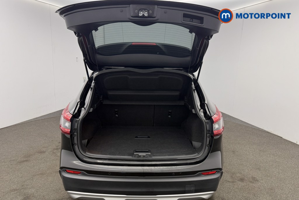 Nissan Qashqai N-Motion Manual Petrol SUV - Stock Number (1564824) - 21st supplementary image