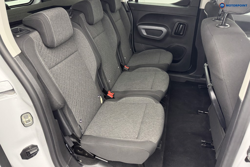 Vauxhall Combo Life Ultimate Automatic Electric People Carrier - Stock Number (1565249) - 4th supplementary image