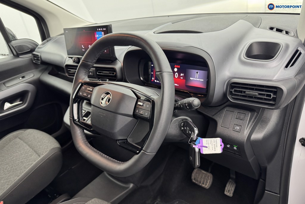 Vauxhall Combo Life Ultimate Automatic Electric People Carrier - Stock Number (1565249) - 10th supplementary image