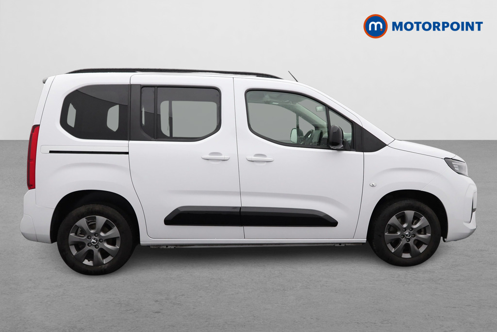 Vauxhall Combo Life Ultimate Automatic Electric People Carrier - Stock Number (1565249) - Drivers side