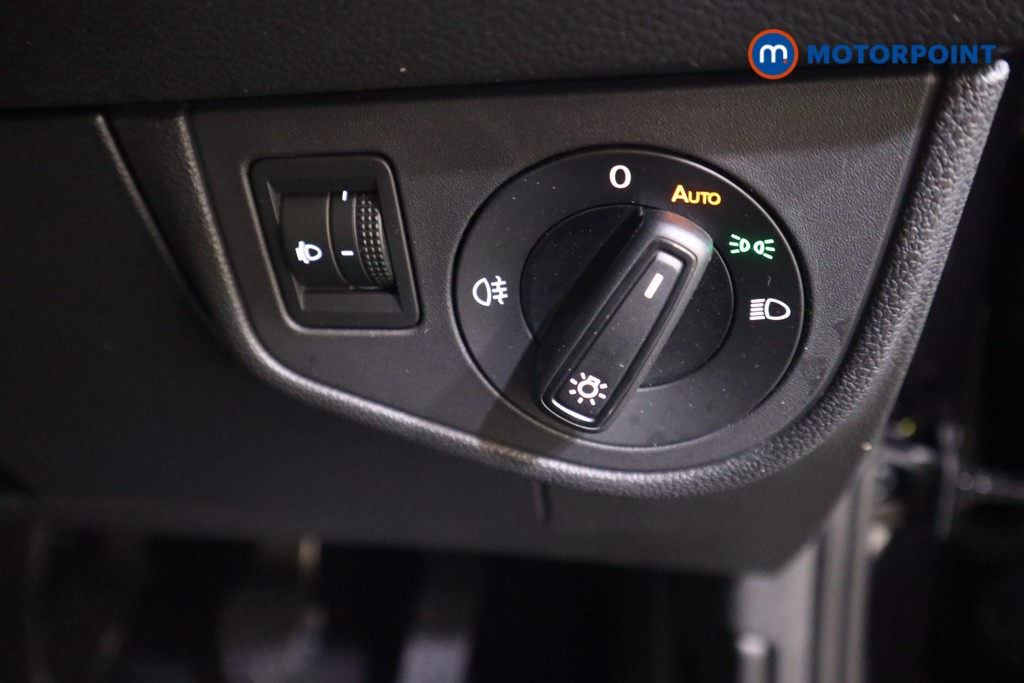 Volkswagen Polo Life Manual Petrol Hatchback - Stock Number (1565400) - 9th supplementary image