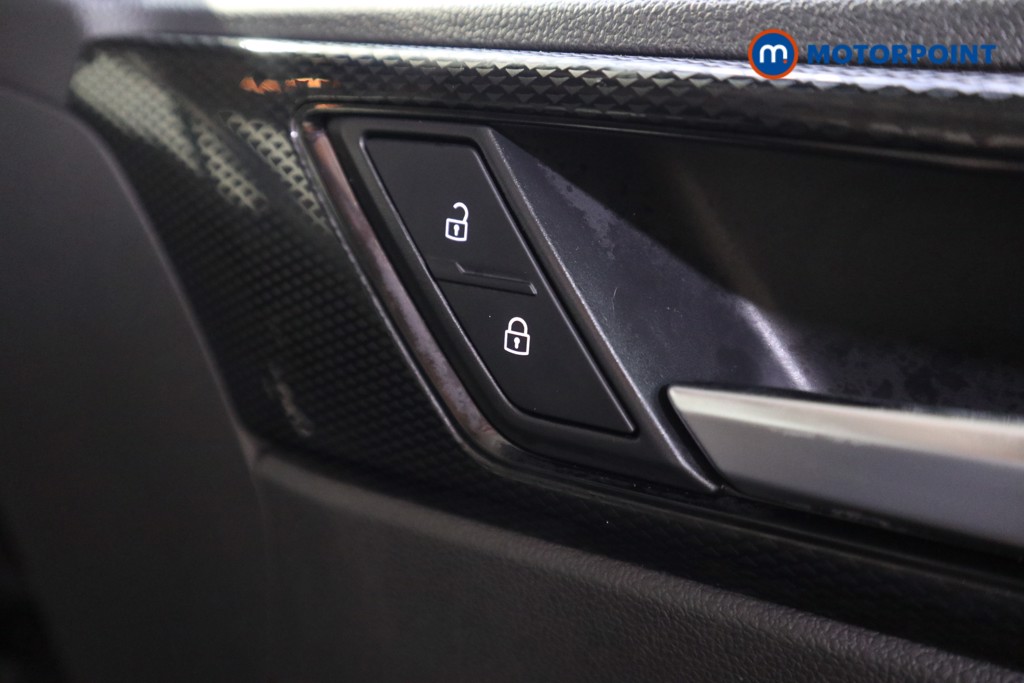 Volkswagen Polo Life Manual Petrol Hatchback - Stock Number (1565400) - 10th supplementary image