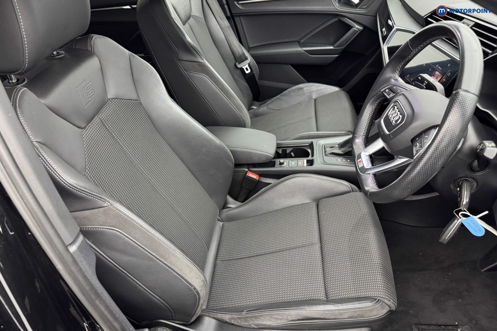 Audi Q3 Black Edition Automatic Petrol SUV - Stock Number (1567021) - 5th supplementary image