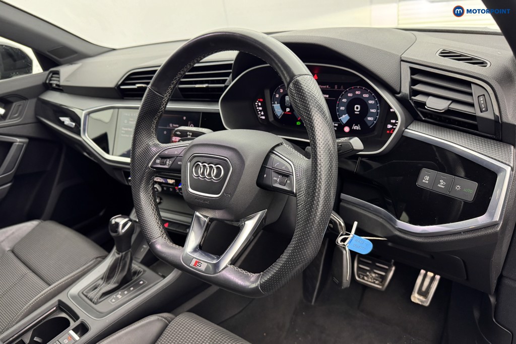 Audi Q3 Black Edition Automatic Petrol SUV - Stock Number (1567021) - 7th supplementary image