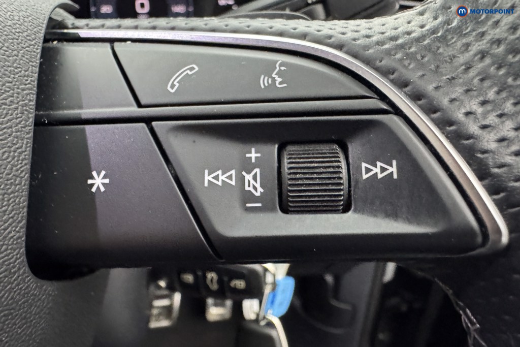 Audi Q3 Black Edition Automatic Petrol SUV - Stock Number (1567021) - 19th supplementary image