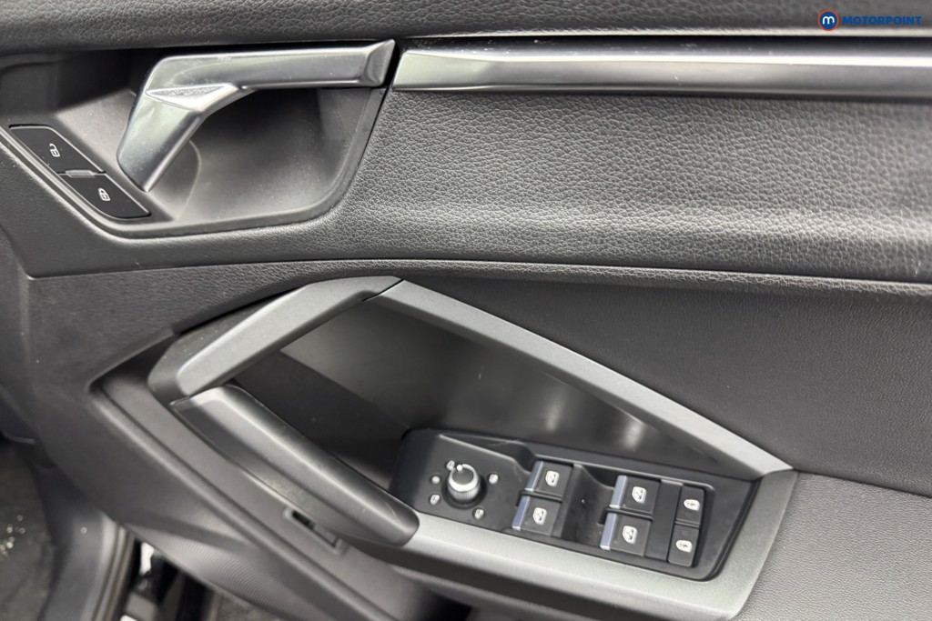Audi Q3 Black Edition Automatic Petrol SUV - Stock Number (1567021) - 24th supplementary image