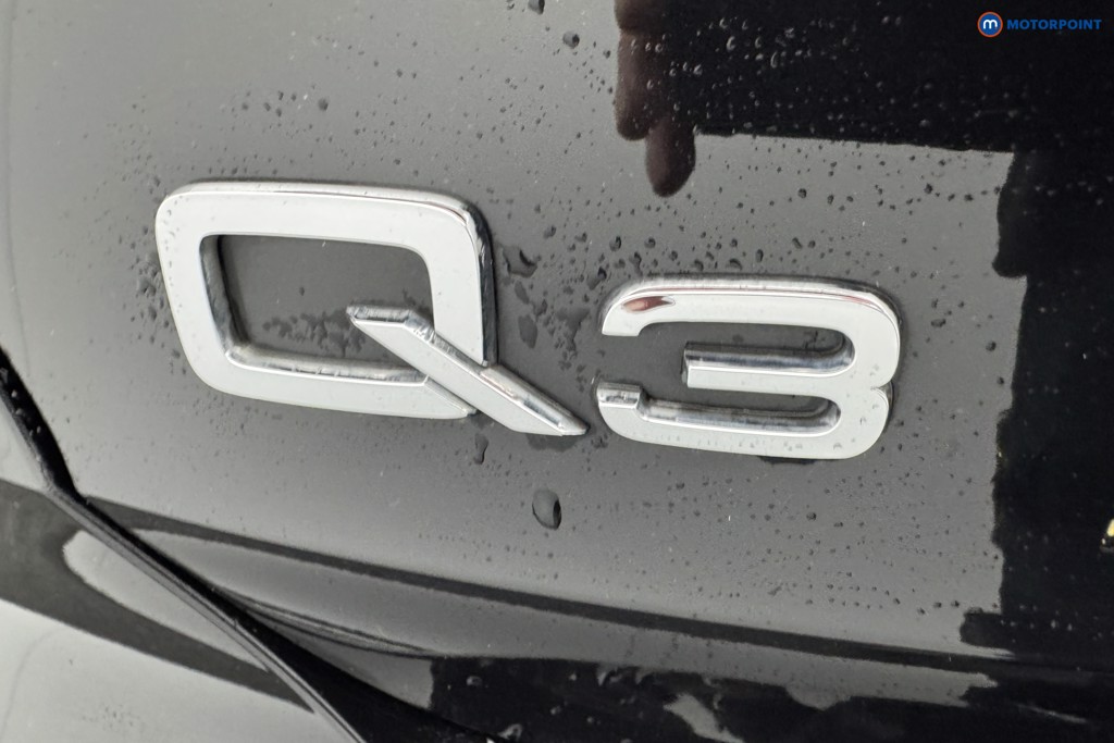 Audi Q3 Black Edition Automatic Petrol SUV - Stock Number (1567021) - 33rd supplementary image