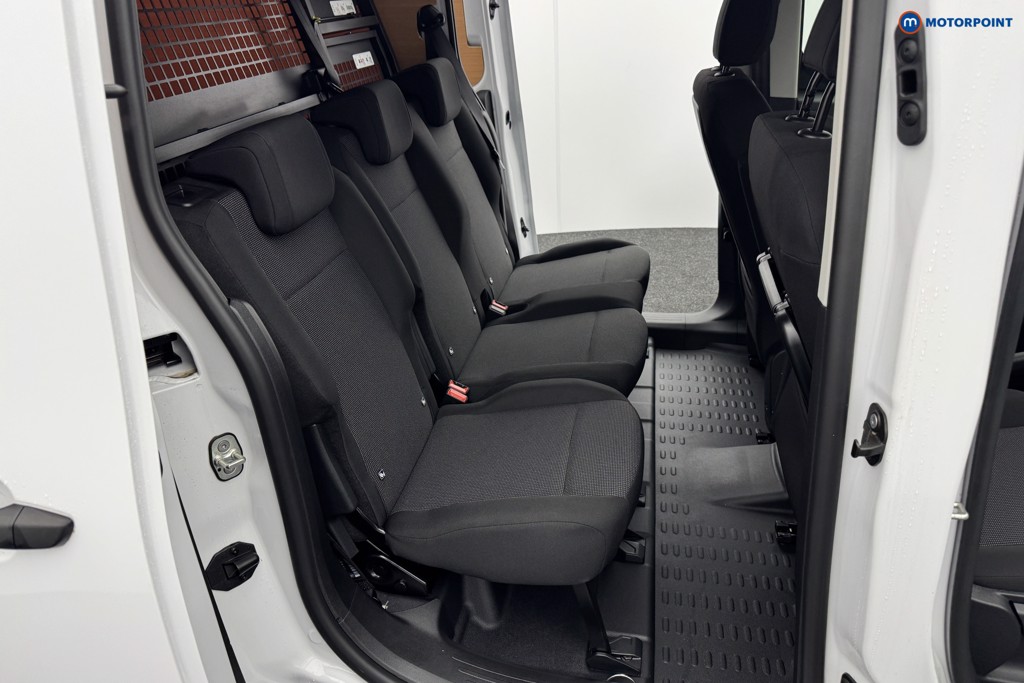 Vauxhall Combo Cargo Prime Manual Diesel Crew Bus - Stock Number (1567027) - 7th supplementary image
