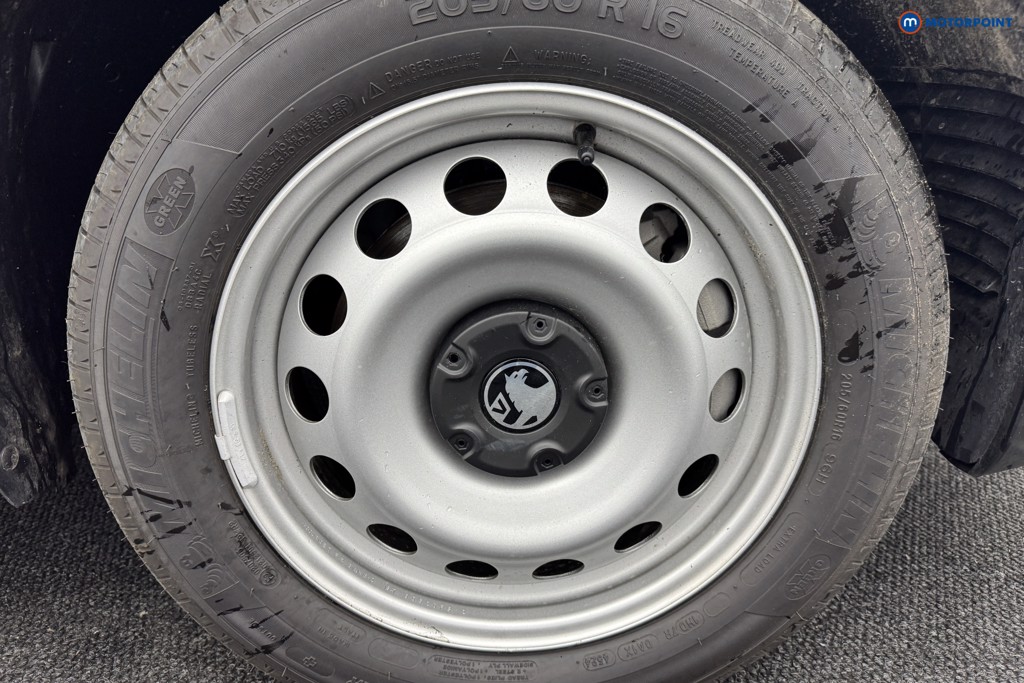 Vauxhall Combo Cargo Prime Manual Diesel Crew Bus - Stock Number (1567027) - 33rd supplementary image