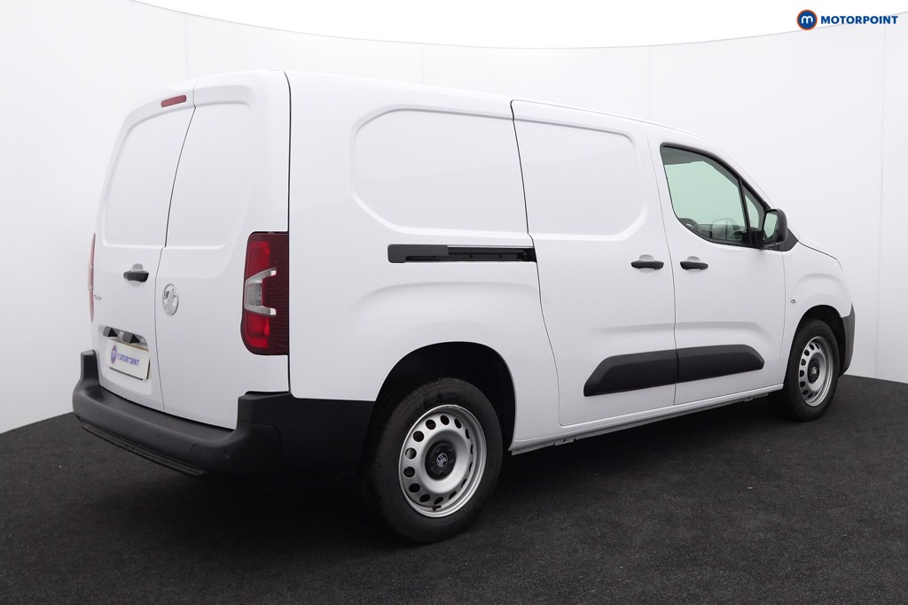 Vauxhall Combo Cargo Prime Manual Diesel Crew Bus - Stock Number (1567027) - Drivers side rear corner