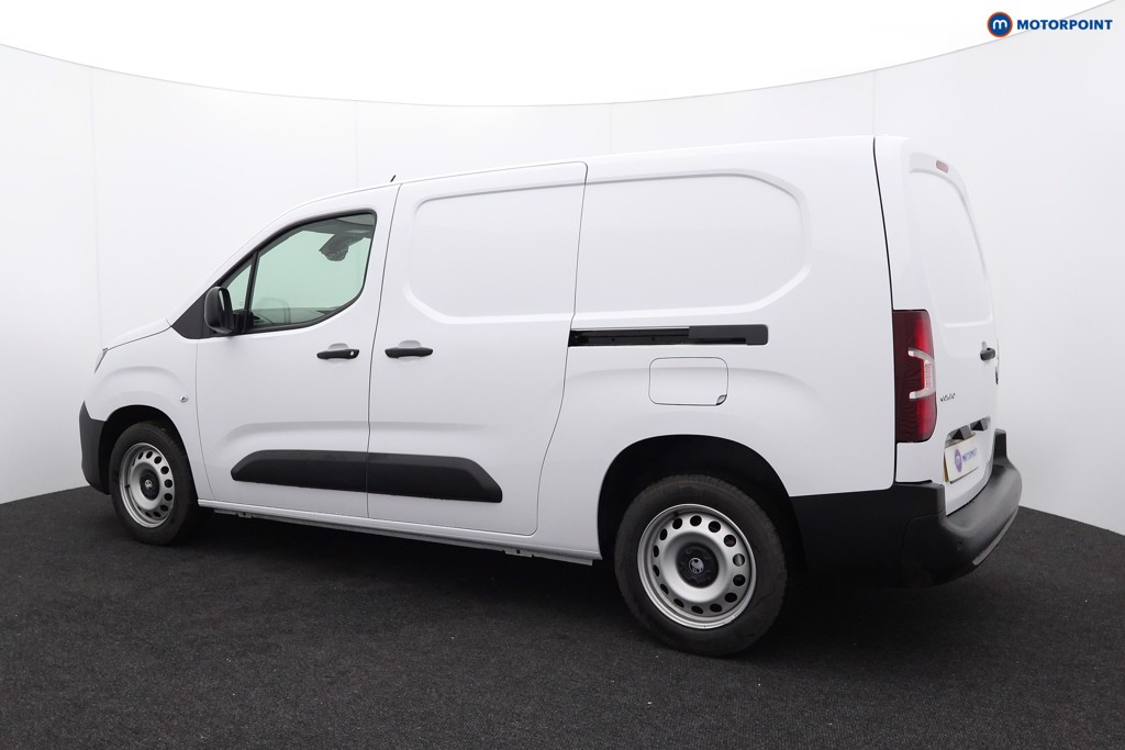 Vauxhall Combo Cargo Prime Manual Diesel Crew Bus - Stock Number (1567027) - Passenger side rear corner