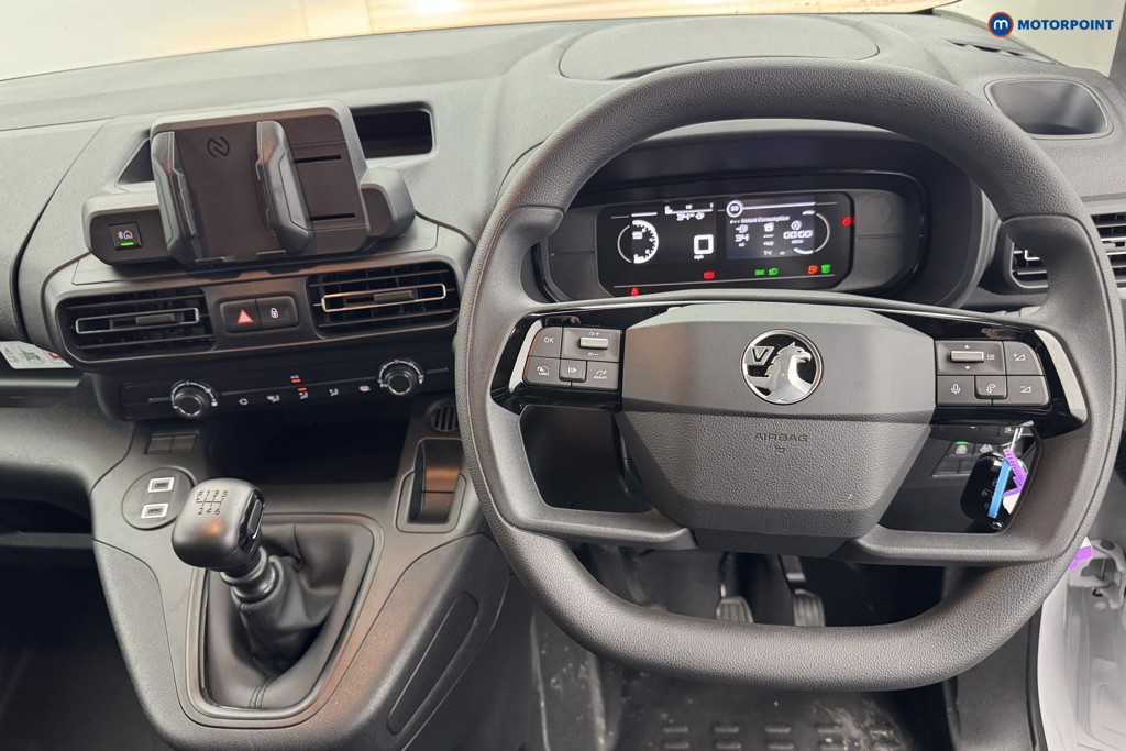 Vauxhall Combo Cargo Prime Manual Diesel Crew Bus - Stock Number (1567027) - 1st supplementary image