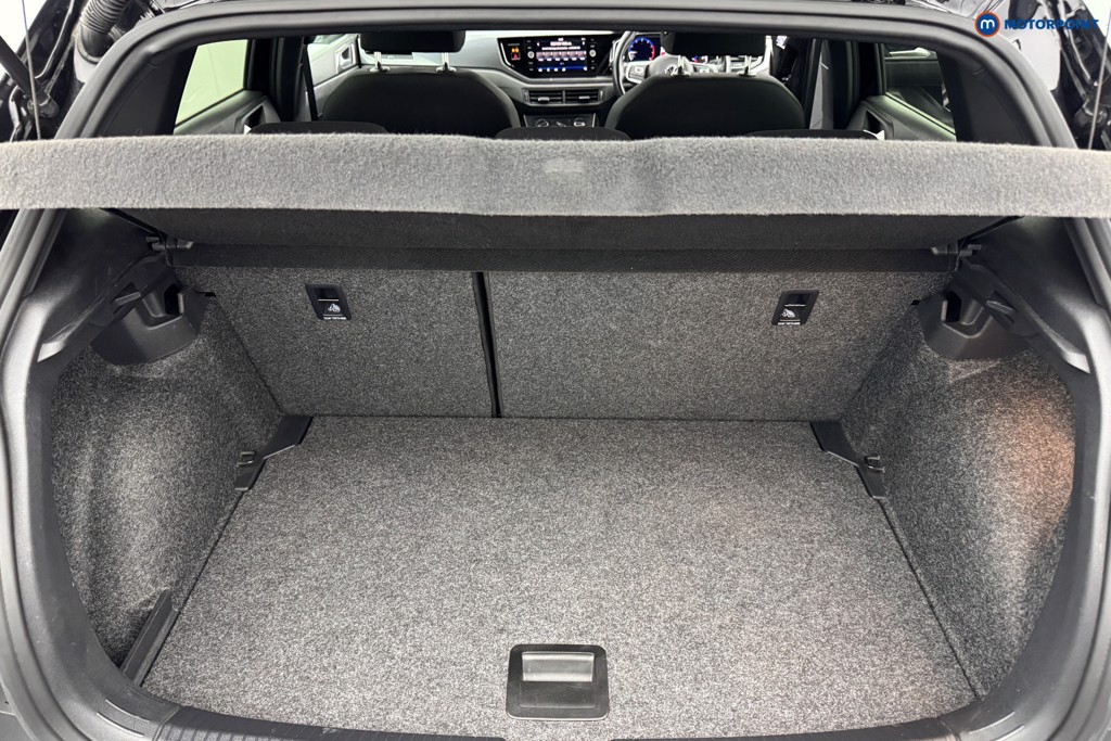 Volkswagen Polo R-Line Manual Petrol Hatchback - Stock Number (1567515) - 3rd supplementary image