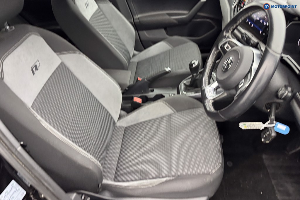 Volkswagen Polo R-Line Manual Petrol Hatchback - Stock Number (1567515) - 5th supplementary image