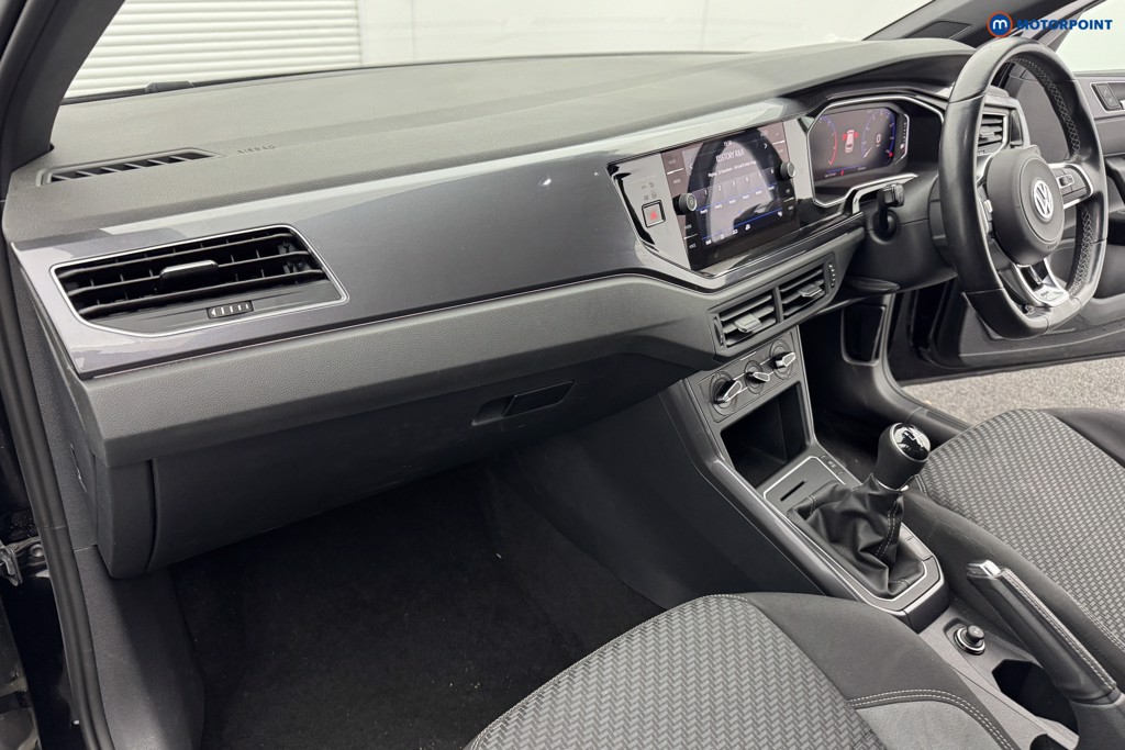 Volkswagen Polo R-Line Manual Petrol Hatchback - Stock Number (1567515) - 8th supplementary image