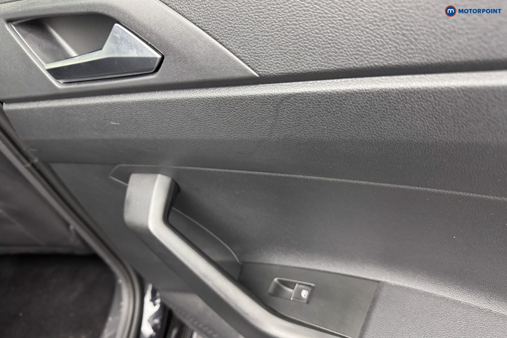 Volkswagen Polo R-Line Manual Petrol Hatchback - Stock Number (1567515) - 25th supplementary image