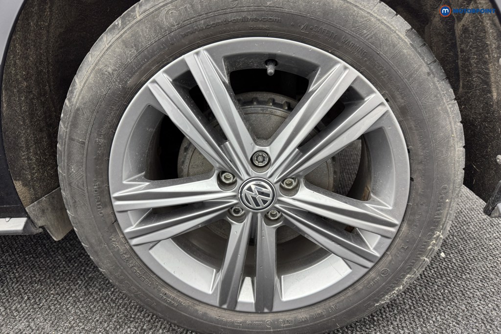 Volkswagen Polo R-Line Manual Petrol Hatchback - Stock Number (1567515) - 37th supplementary image