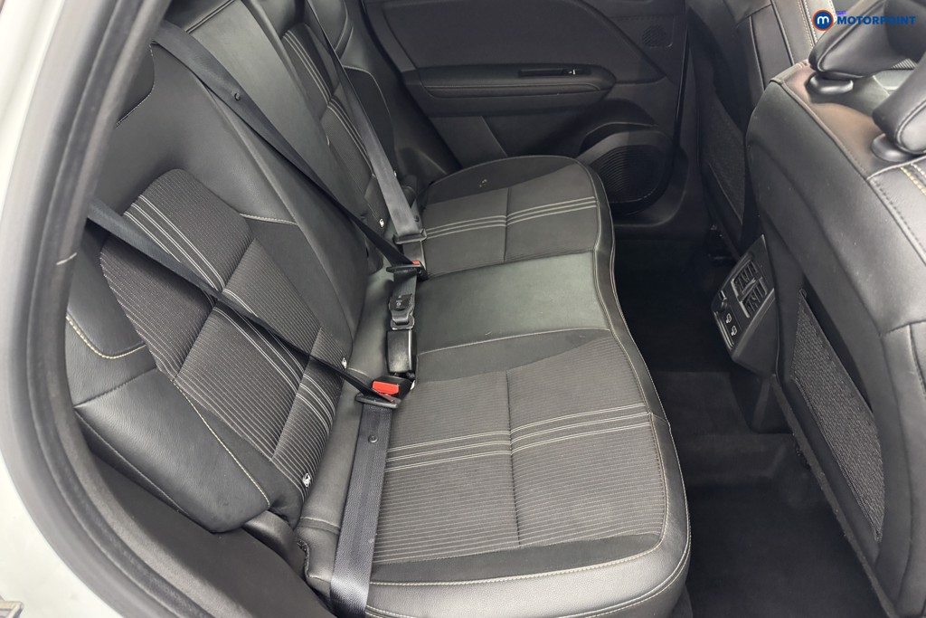 Renault Captur Engineered Automatic Petrol-Electric Hybrid SUV - Stock Number (1568685) - 4th supplementary image
