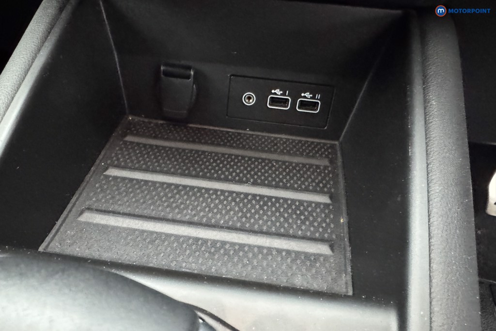 Renault Captur Engineered Automatic Petrol-Electric Hybrid SUV - Stock Number (1568685) - 15th supplementary image