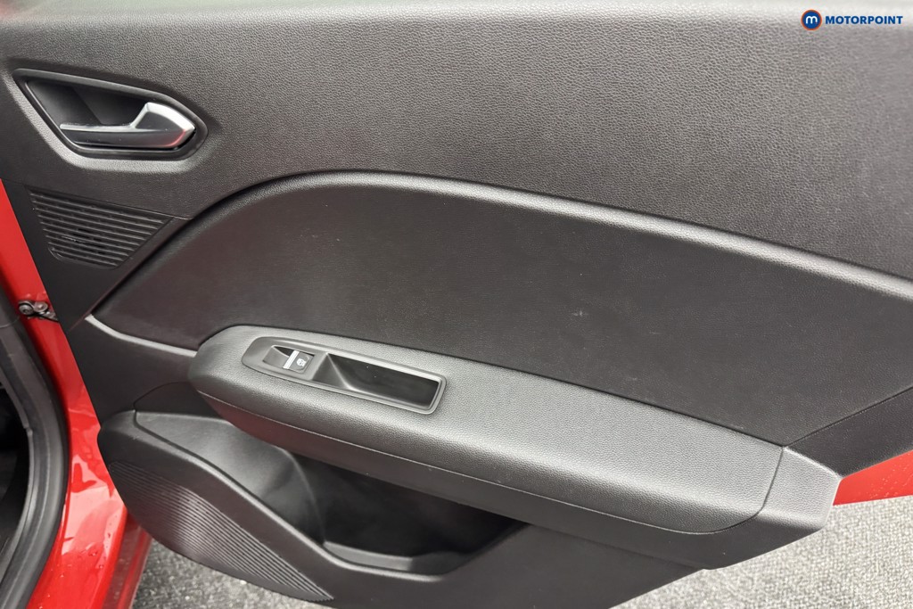 Renault Captur Se Edition Automatic Petrol SUV - Stock Number (1569161) - 25th supplementary image