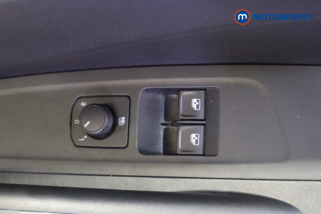 Skoda Fabia Colour Edition Manual Petrol Hatchback - Stock Number (1569162) - 15th supplementary image
