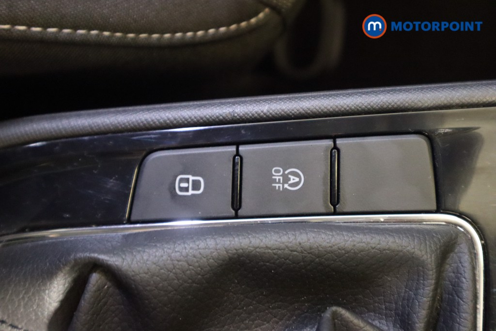Skoda Fabia Colour Edition Manual Petrol Hatchback - Stock Number (1569162) - 22nd supplementary image
