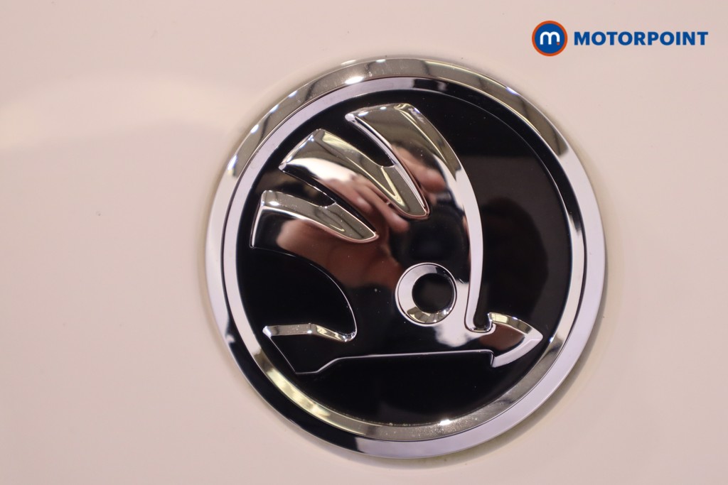 Skoda Fabia Colour Edition Manual Petrol Hatchback - Stock Number (1569162) - 32nd supplementary image