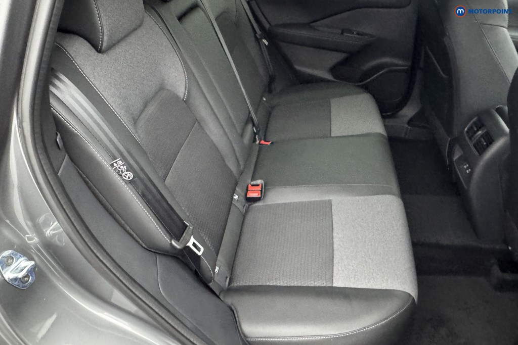 Nissan Qashqai N-Connecta Automatic Petrol SUV - Stock Number (1569446) - 4th supplementary image