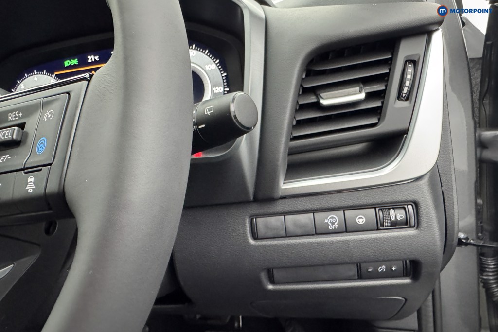 Nissan Qashqai N-Connecta Automatic Petrol SUV - Stock Number (1569446) - 18th supplementary image