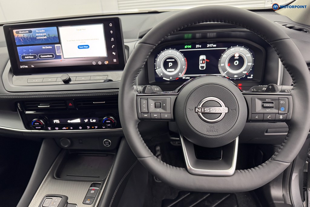 Nissan Qashqai N-Connecta Automatic Petrol SUV - Stock Number (1569446) - 1st supplementary image